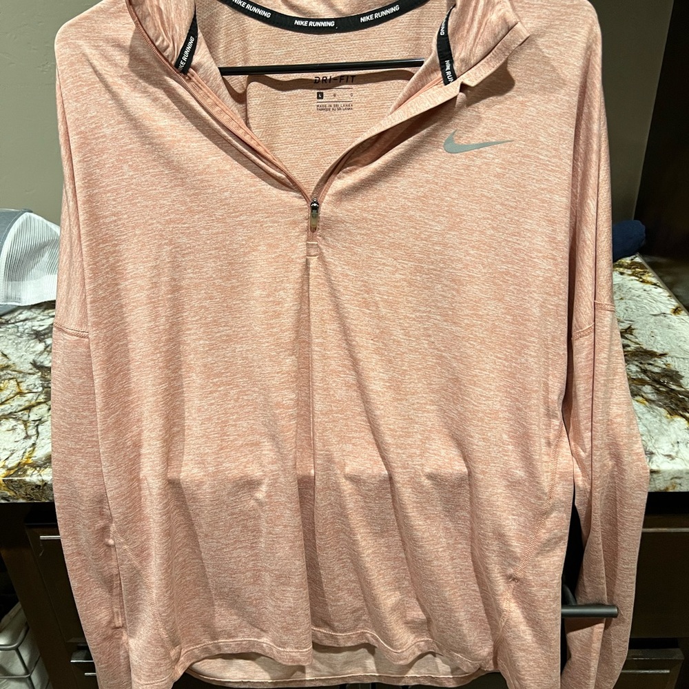 Nike DriFit Pullover